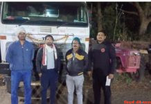 रेती तस्करी करने वाला हाइवा वाहन ४ ब्रास रेती के साथ जप्त
