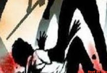 17 वर्षीय युवक की पत्थर से कुचलकर हत्या