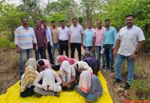 जुए अड्डे पर छापा, 11 आरोपी के साथ 3 लाख 19 हजार का मुद्देमाल जप्त