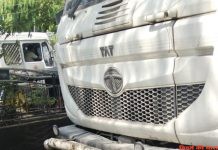 ट्रक की टक्कर से एसटी कंडक्टर की मौके पर मौत